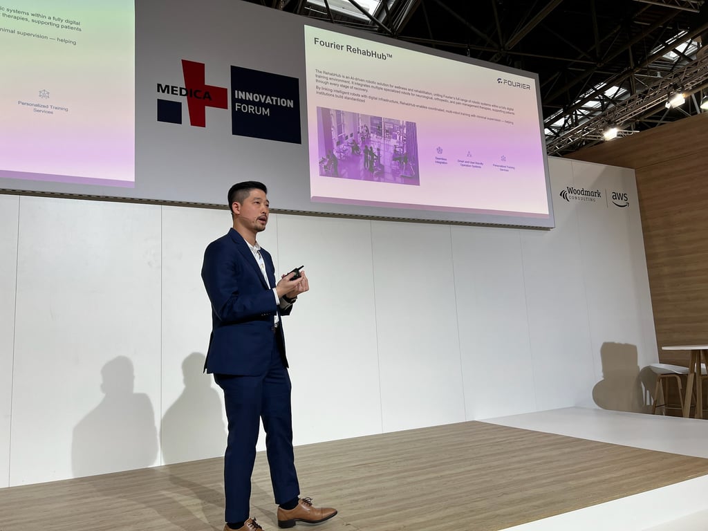 Picture 2: Owen Teoh, Managing Director of Fourier Rehab International Division, speaking at the MEDICA Innovation Forum.