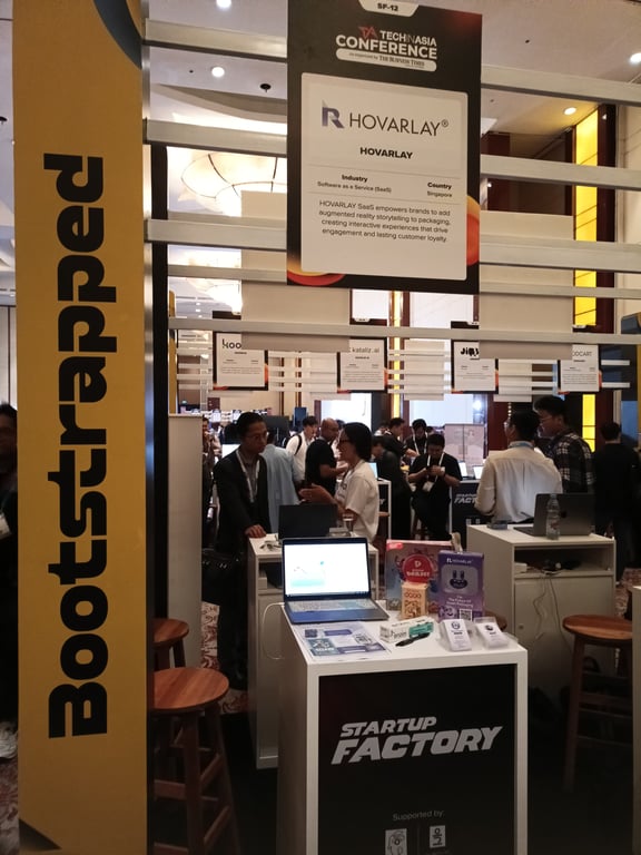 Booth HOVARLAY (SF-12) di area Startup Factory, Tech in Asia Conference 2025.