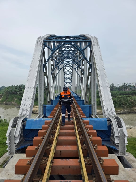 Jembatan kereta api Sei Ular di perbatasan Kabupaten Deli Serdang dan Kabupaten Serdang Bedagai