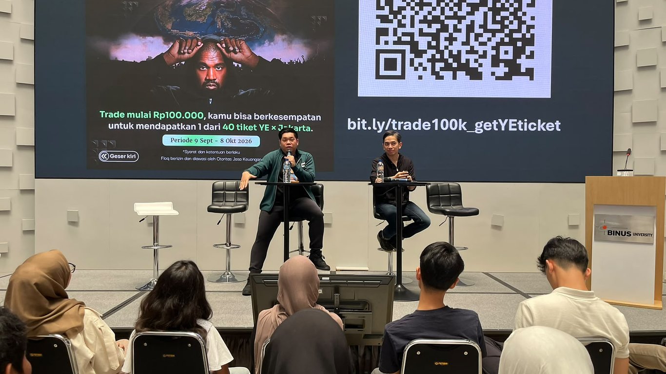 Fireside session BINUS Crypto Week 2026 menghadirkan Andy Lynn dan Yudhono Rawis untuk membahas cara memahami kripto dari sisi investor hingga perkembangan industri ke depan. Foto: FLOQ.