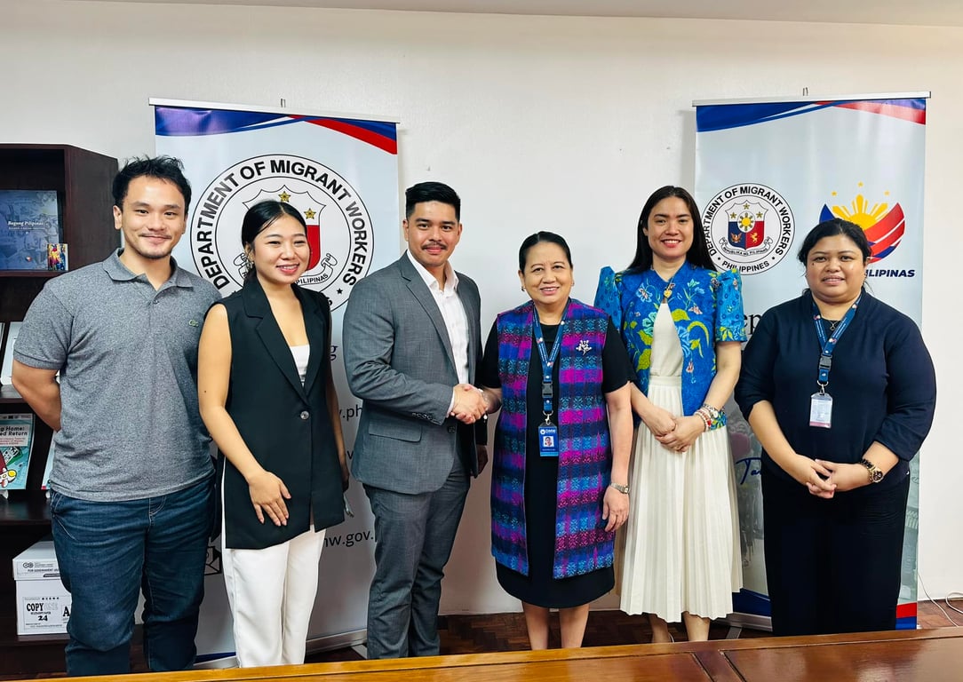 Jethro Limson, CEO of HireFox during his courtesy call to Under Secretary Felicitas Bay of Department of Migrant Worker discussing the ethical recruitment.&nbsp;