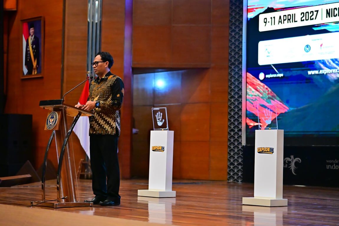 Launching Explorex. Photo (Doc. Debindo)