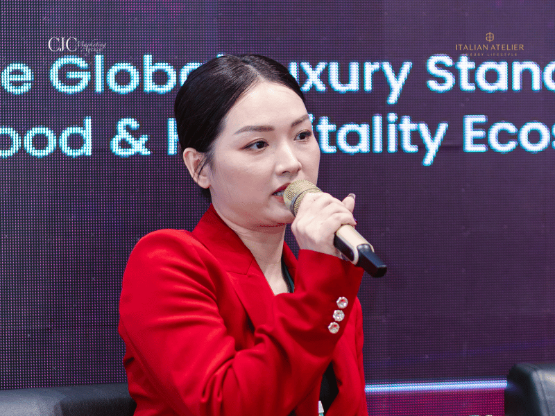 chị&nbsp;Jacqueline Nguyen từ Selton Group đưa ra quan điểm về phát triển các nhân viên với phẩm chất của một đại sứ chuyên nghiệp cho thương hiệu.