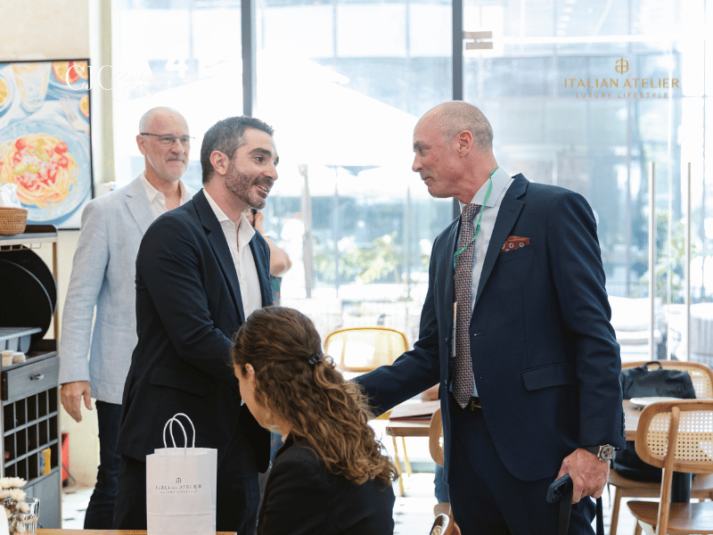 Marco Fazio - một trong những người sáng lập Antico Fonaio, địa điểm diễn ra bữa trưa - cũng đã tham dự.