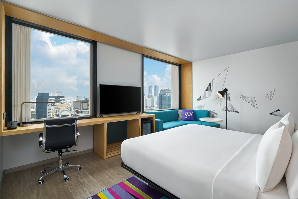 Breezy Room, High Floor