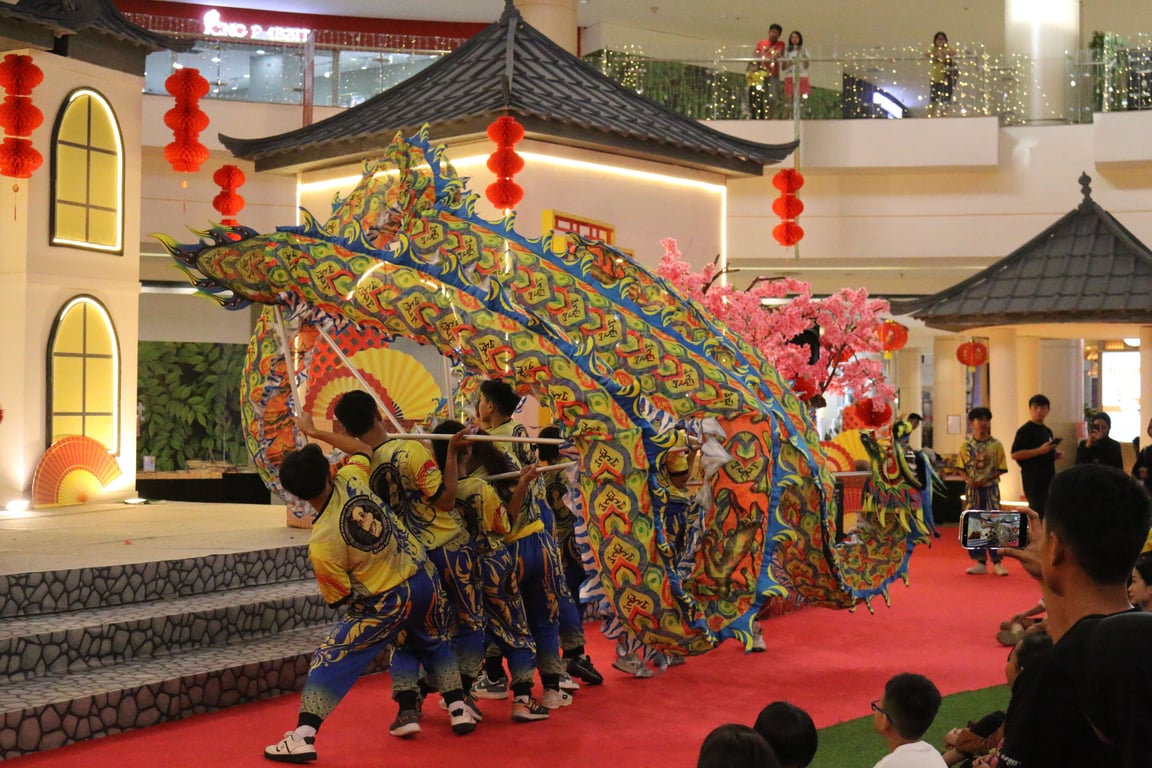 <i>Dragon Dance & Barongsai Around The Mall - The Atrium, Ground Floor</i>