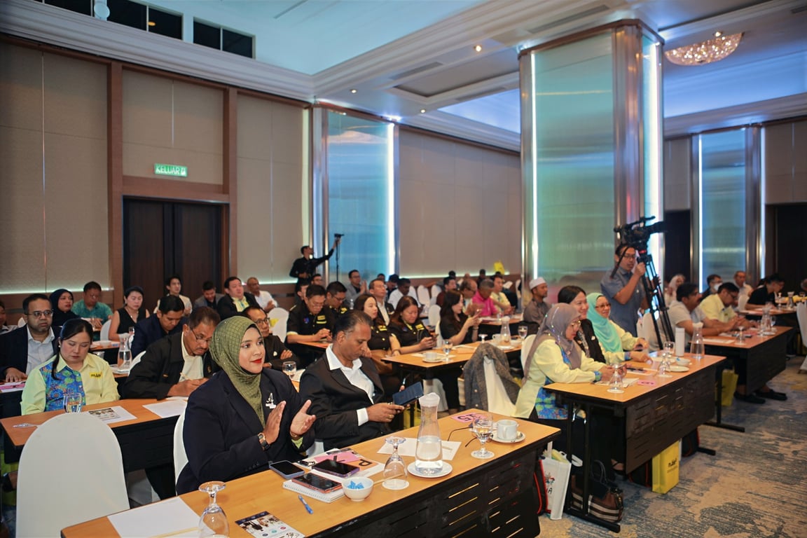 Distinguished guests, members of MyBHA® and invited guests during the official launch and presentation of the TourShield initiative.