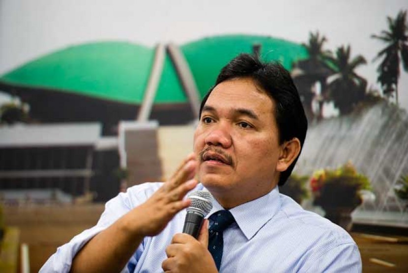 Achsanul Qosasi. Dok pribadi