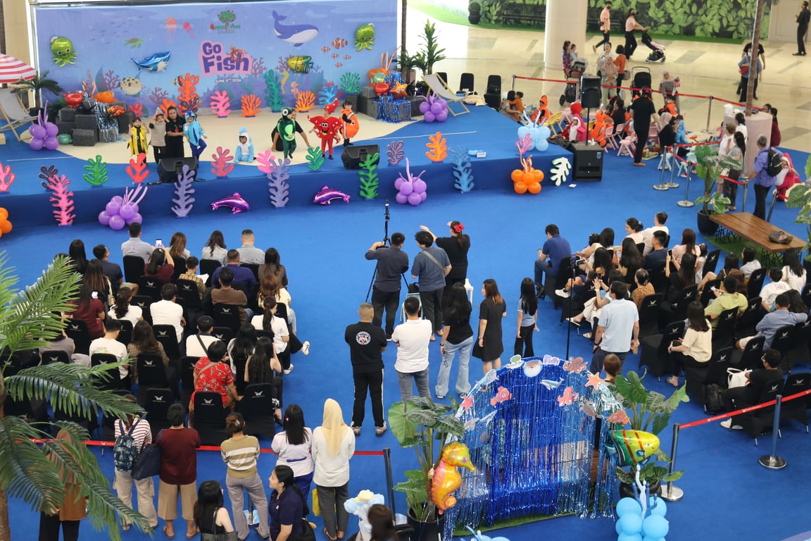 &nbsp;<i> The Little Ocean Parade, Apple Tree Pre School - Main Atrium, Ground Floor&nbsp;&nbsp;</i>