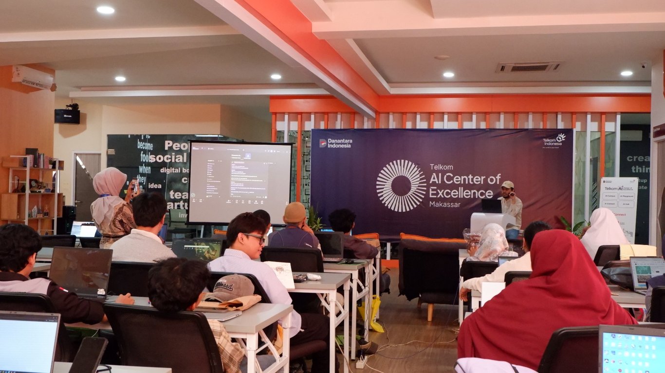 Sesi pemaparan materi oleh  Akhmad Furqan, Founder & Trainer Skillforcuan