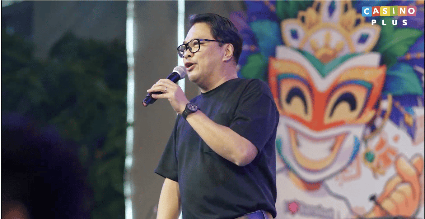 Bacolod City Mayor Greg Gasataya leads the official launch of the city’s “10-Day MassKara High.”