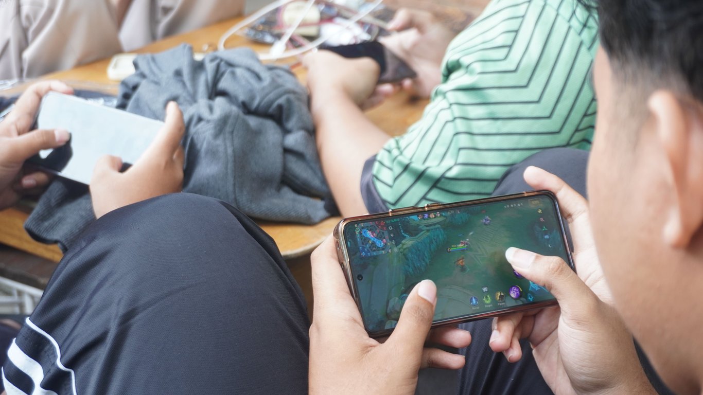 Keseruan peserta mini tournament EVOS GOPAY Watch Pary