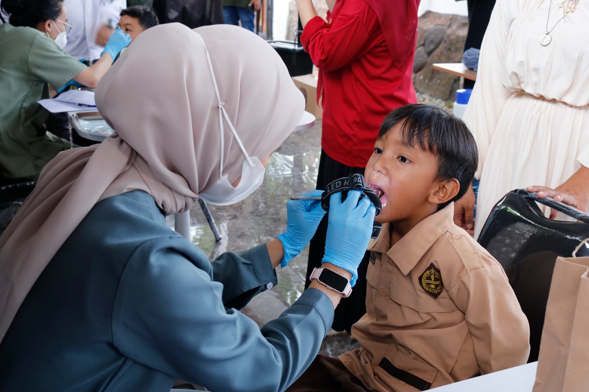 GenBio Bekerjasama dengan Dokter Gigi Melakukan Checkup Gigi & Mulut Anak-anak