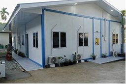 Klinik Darurat Waskita menggunakan baja modular Krakatau Steel Group di Kabupaten Bener Meriah, Provinsi Aceh