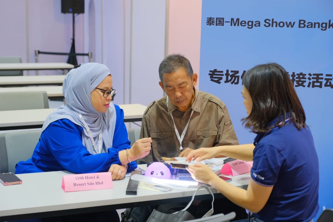 Mr Zamari Hj Muhyi of 1108 Hotel & resort Sdn Bhd during the business networking session at the Mega Halal Show Bangkok. 