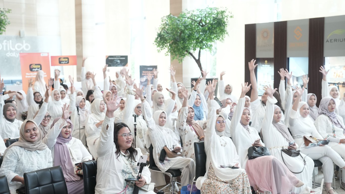 Meski berlangsung di tengah puasa, para momfluencer sangat antusias mengikuti rangkaian acara.