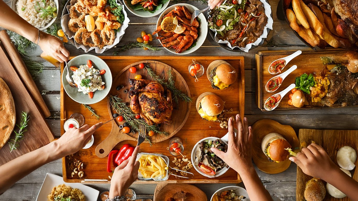 F&B Grand Mercure Bali Seminyak