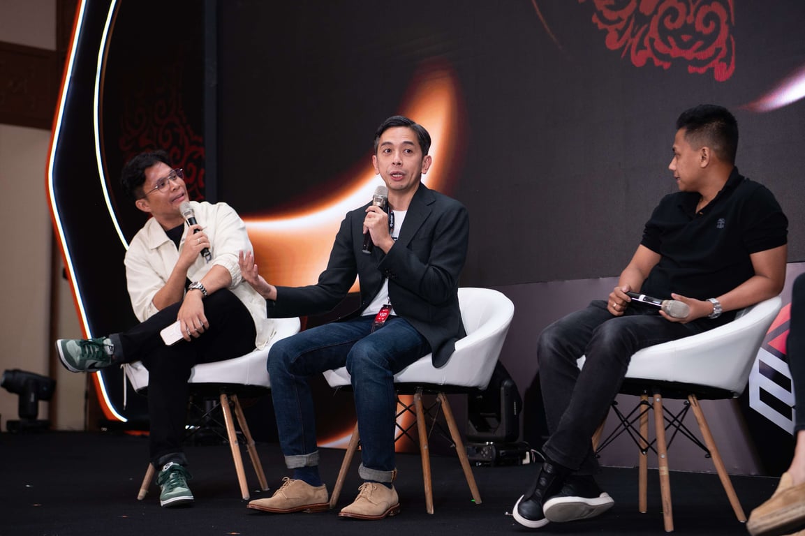 CEO dan Founder FLOQ, Yudhono Rawis, tampil menjadi salah satu panelis di Indonesia Blockchain Week 2026 di Jakarta pada 13 Agustus 2026. Sumber: FLOQ.