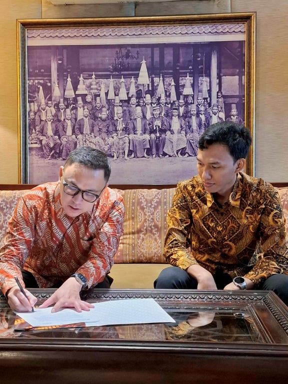 Prosesi penandatanganan kontrak kerja sama antara periksa.id dan BNI 