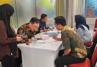 Pelaksanaan kegiatan pemeriksaan mata bagi pekerja BRI Group