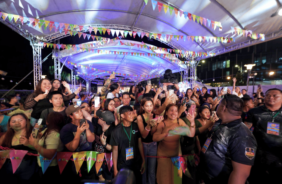 For many attendees, the event served as a major highlight of their Kadayawan celebration. Nearly 2,000 individuals were present at Davao Whisky Park on Aug. 14, 2026.