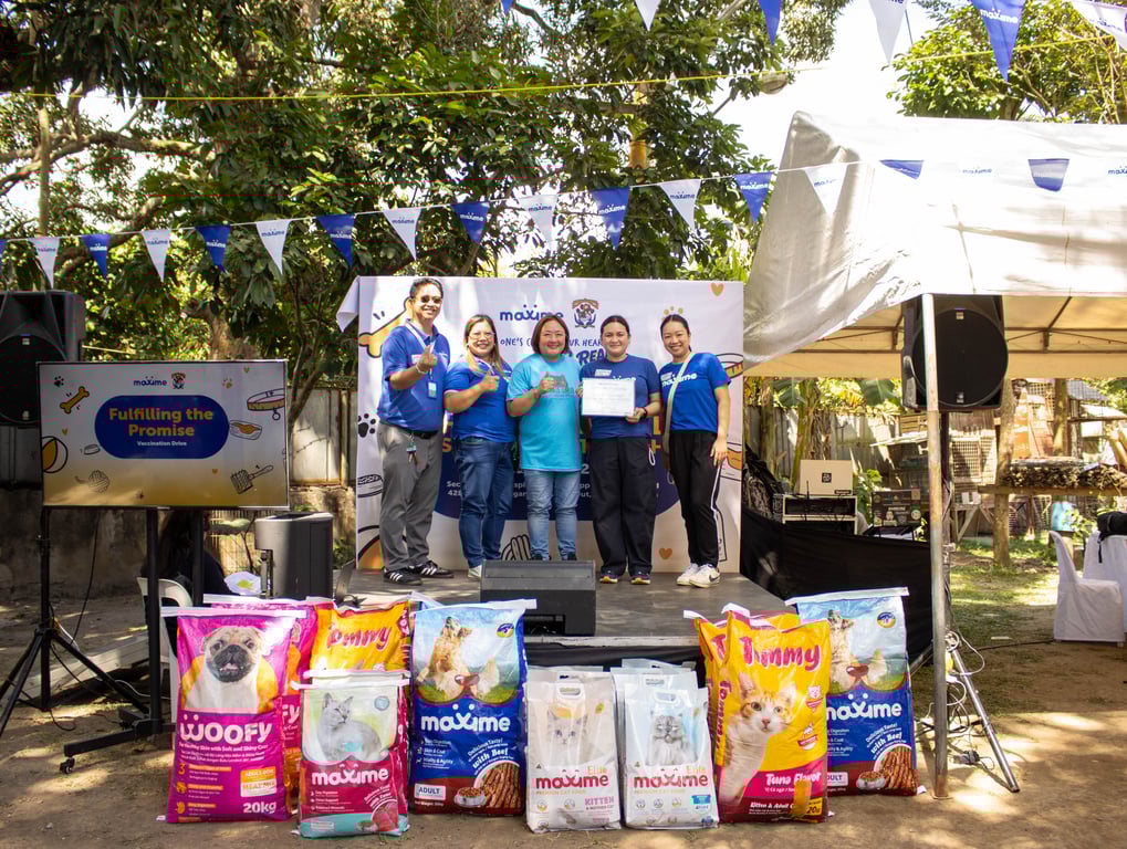 Awarding of the Certificate of Donation, SECASPI Overall Operations, Cherry Licup with Maxime Representatives