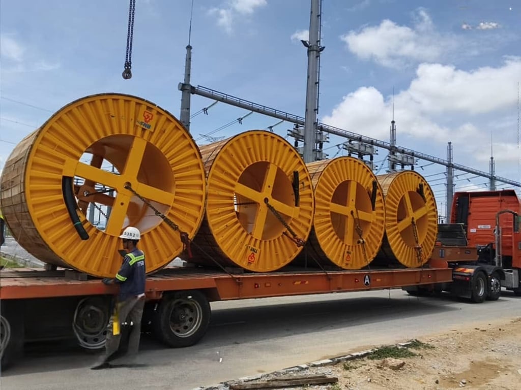 Energized project East Coast Rail Link (ECRL) Feeder Station (FS) 01 di Tunjung, Kelantan, Malaysia yang berhasil dirampungkan PT PLN Nusantara Power Construction. (dok.PLN NPC)