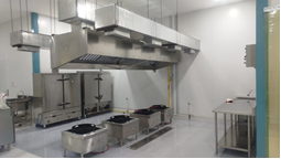 SPPG modular produksi Krakatau Steel Group di Universitas Hasanuddin, Makassar