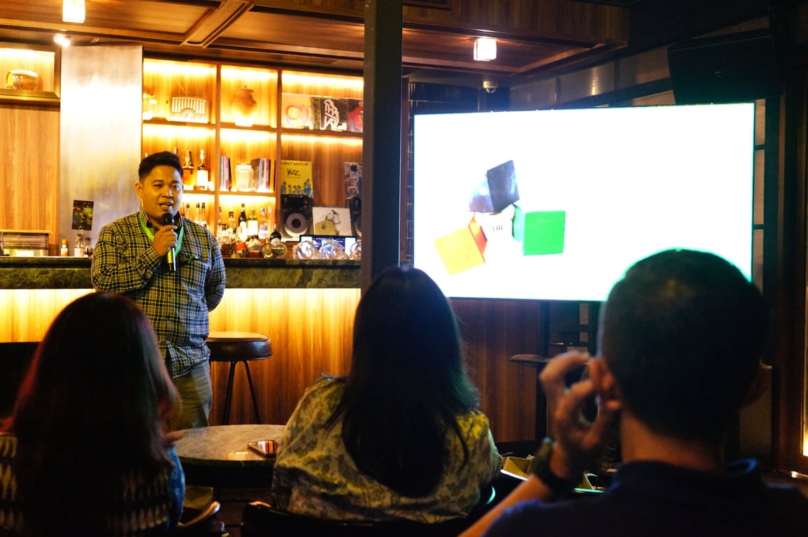 Sumber: Smart Salary — Randi Oxtalidon (Head of Implementation & Compensation Benefit Smart Salary) mempresentasikan materi “HR & Payroll di Dunia Kerja Nyata” dalam forum HR Leader Gathering.