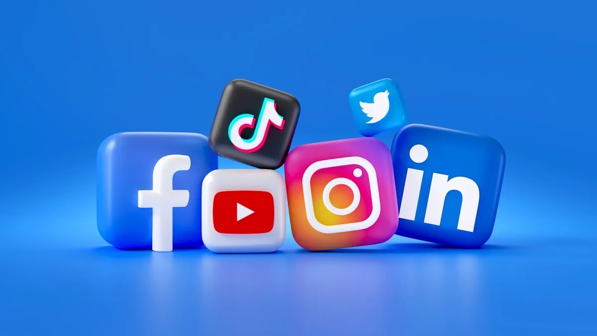 Social Media & Chef Reputation: Hired Before a CV