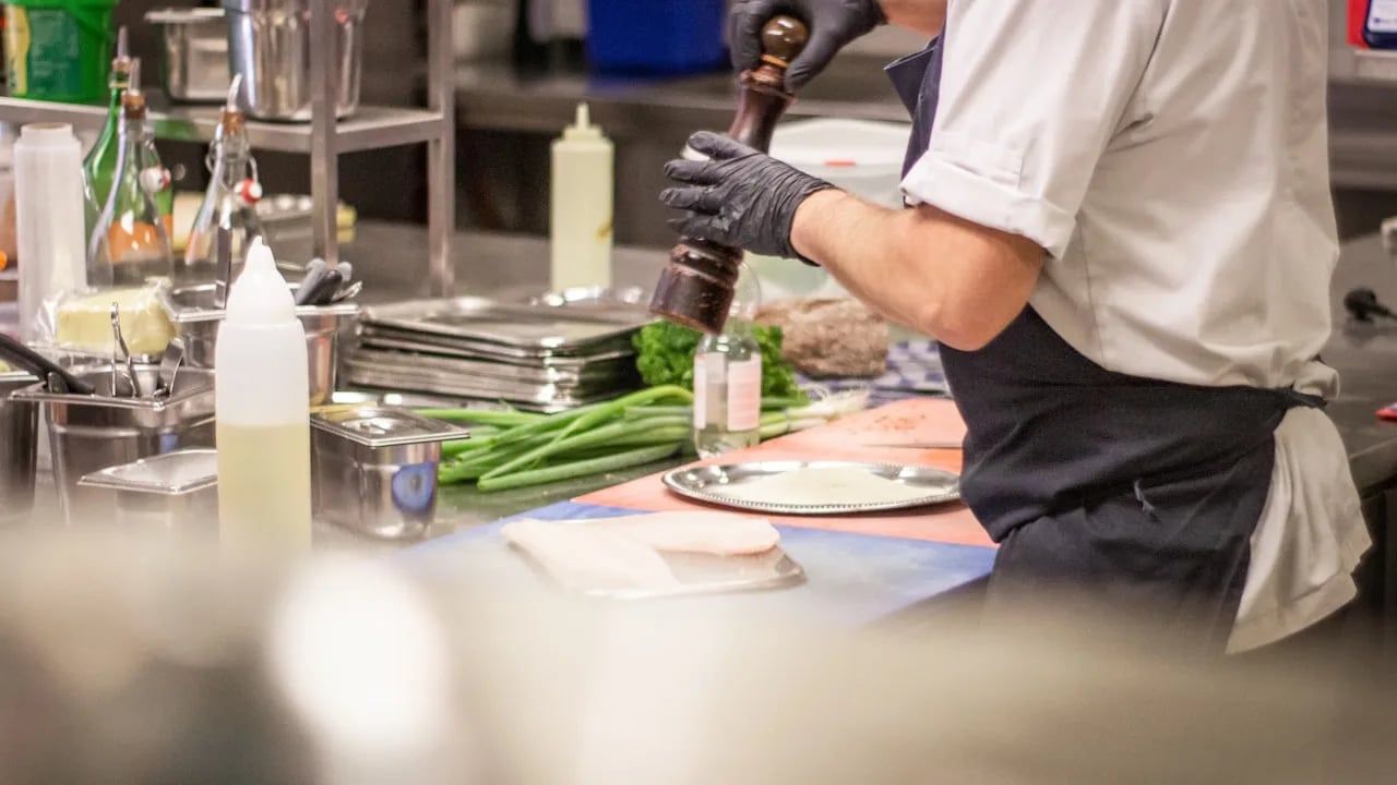 Learning from Failure Kitchen: Mine Your Mistakes