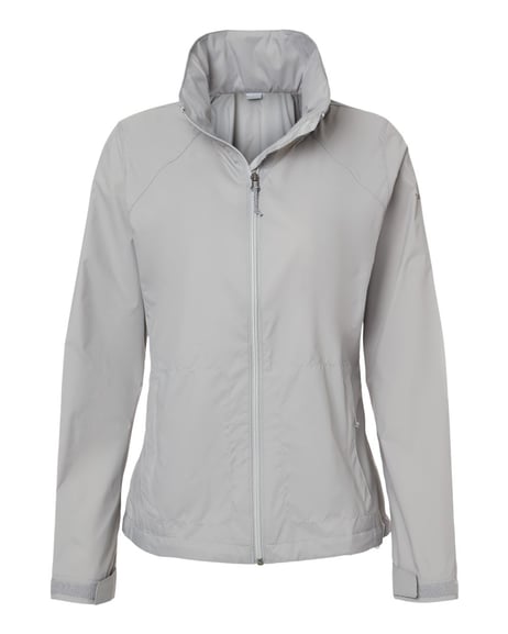 Front view of Women’s Switchback™ III Jacket