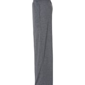 Side view of Women’s Evelyn Pants