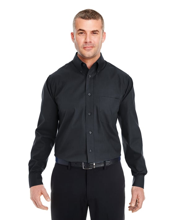 Front view of Men’s Performance Poplin