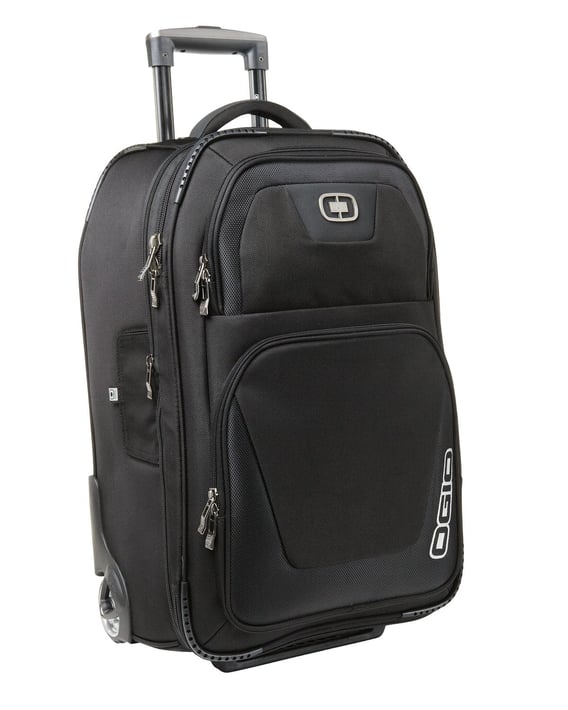 Front view of Kickstart 22 Travel Bag