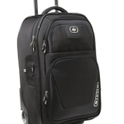 Front view of Kickstart 22 Travel Bag