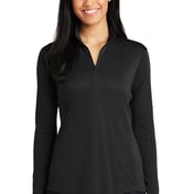 Front view of Women’s PosiCharge® Competitor 1/4-Zip Pullover