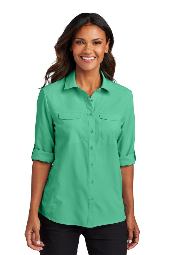 Front view of Women’s Long Sleeve UV Daybreak Shirt