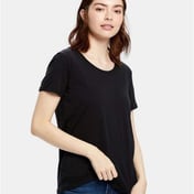 Front view of Women’s Loose Fit Boyfriend Tee