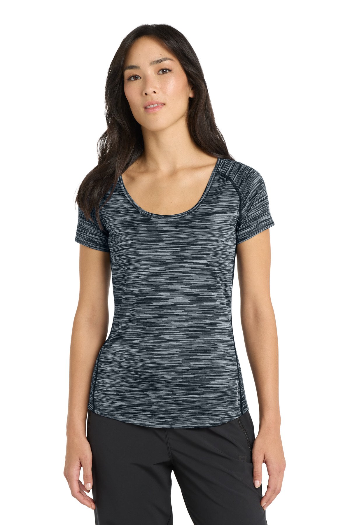 Front view of Women’s Verge Scoop Neck