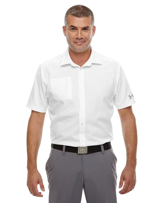 Front view of Men’s Ultimate Short Sleeve Buttondown