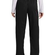 Back view of Women’s Petite WorkFlex Cargo Pant