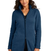 Front view of Women’s Arc Sweater Fleece Long Jacket