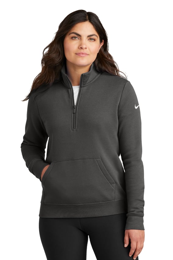 Front view of Women’s Club Fleece Sleeve Swoosh 1/2-Zip