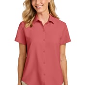 Front view of Women’s Short Sleeve UV Dockside Shirt