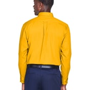 Back view of Men’s Easy Blend™ Long-Sleeve Twill Shirt With Stain-Release