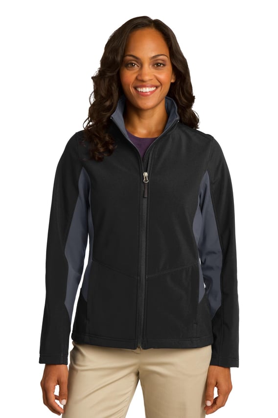 Front view of Women’s Core Colorblock Soft Shell Jacket