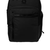 Front view of Commuter XL Pack