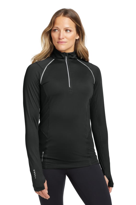 Front view of Women’s Nexus 1/4-Zip Pullover