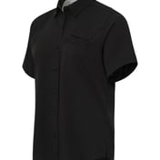Side view of Women’s Hatteras Performance Short Sleeve Fishing Shirt